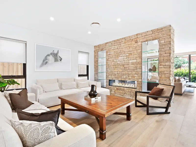 Luxurious family Residence in Premier Location 