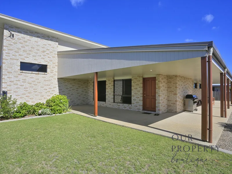 As new - Immaculate RV Home Base - Custom Designed - Kleidon Built Home