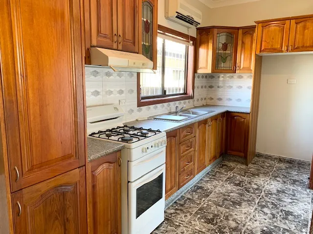 1 BEDROOM GRANNY FLAT