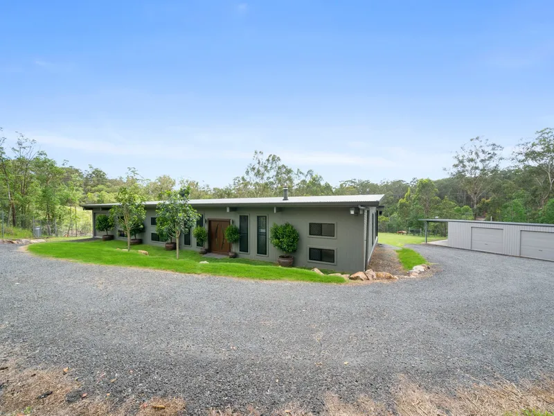 NEVER AVAILABLE MOORINA ACREAGE RETREAT