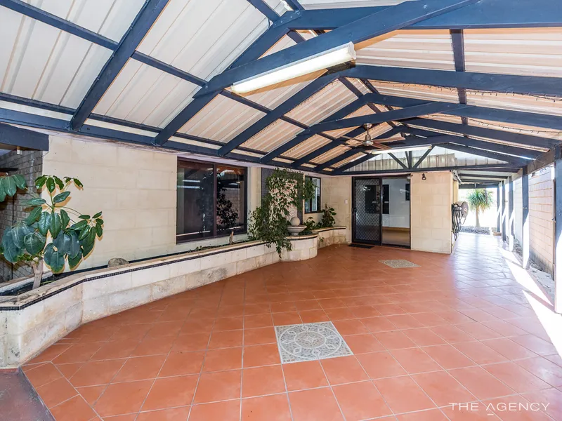 Charming Fixer-Upper with Endless Potential!