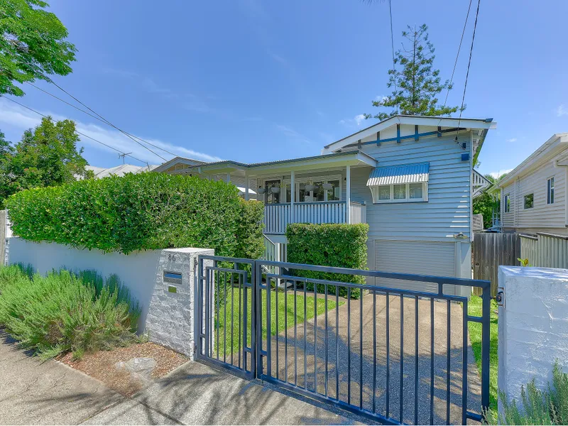 Charming 3 Bedroom Home in the heart of Paddington!