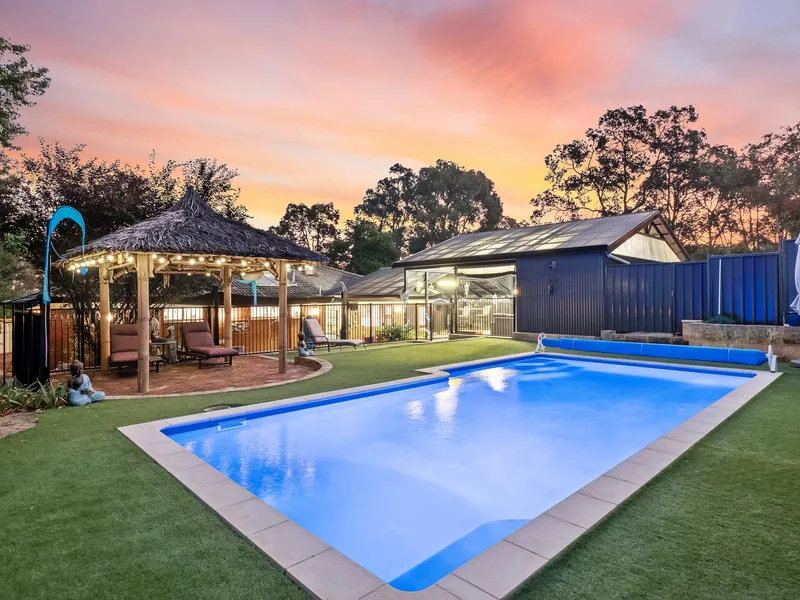 One Unforgettable Housewarming