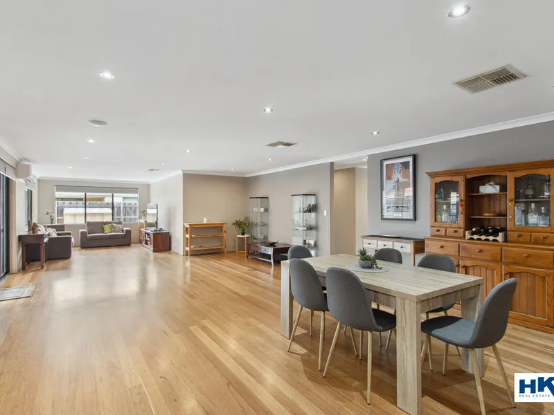 Massive family home, multiple living areas plus study, side access and pool.......