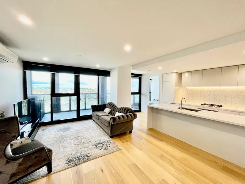 Modern and stylish 3-bedroom apartment In Box Hill ( Furnished Optional**)