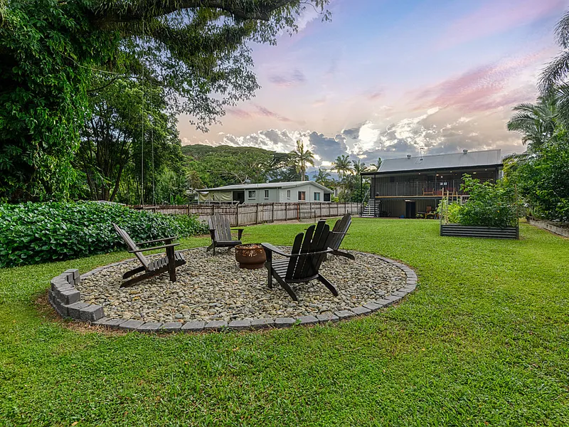 STAR GAZE IN MOSSMAN