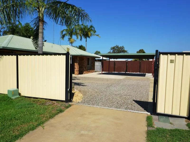 Private 4 Bedroom Home with Shed