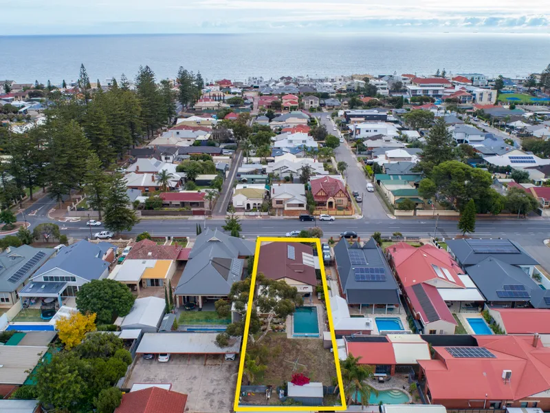 Large Allotment In Prime Location!