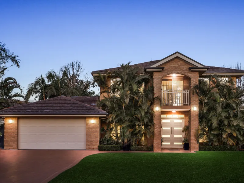 AUCTION ONSITE Sunday 25th August 12pm