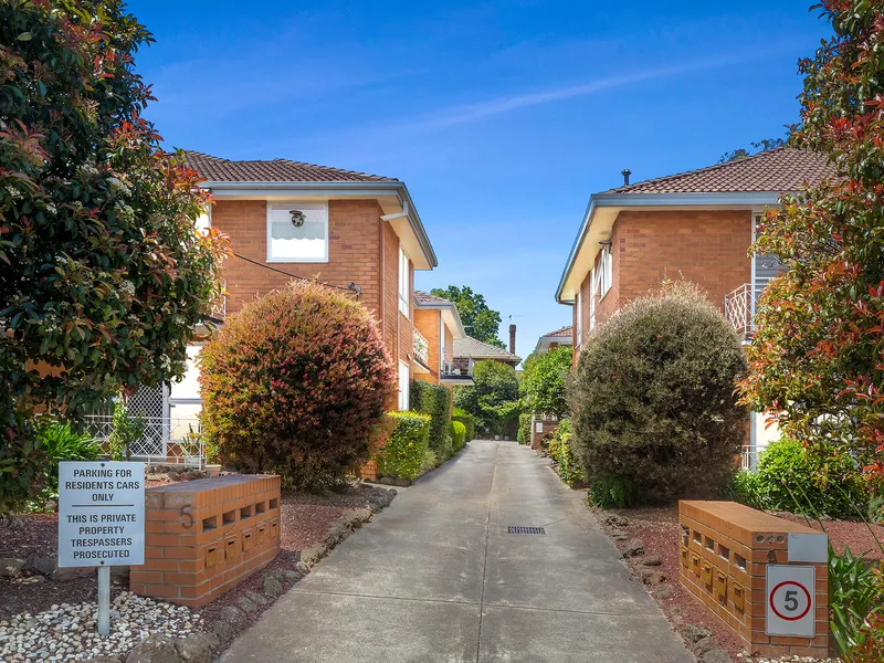 Sunny, serene and central to everything with air conditioning