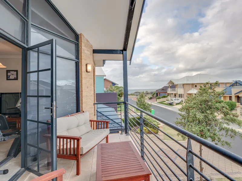 Fabulous Contemporary Residence/’Marlston’ being the ‘Peppermint Grove’ of ‘Bunbury’