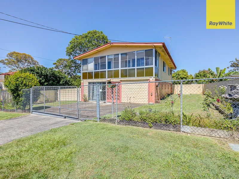RENOVATED HIGHSET IN GREAT LOCATION