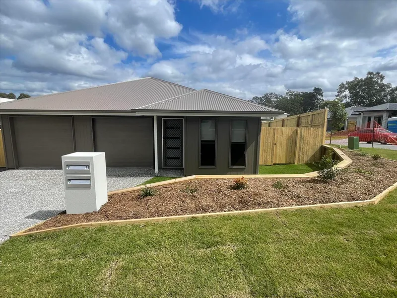 Cosy 2 Bedroom Home Available Now!