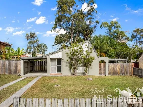 Cute 3 bedroom cottage style home