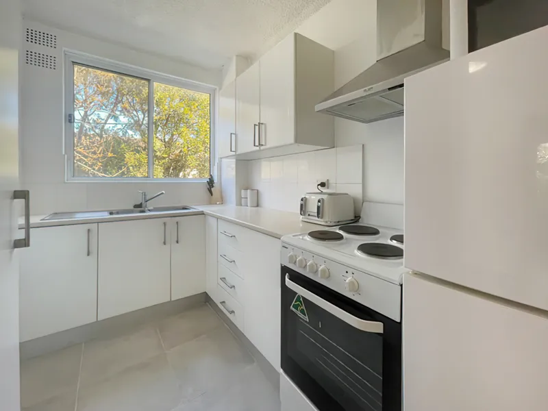 LEAFY OUTLOOK IN CONVENIENT SETTING