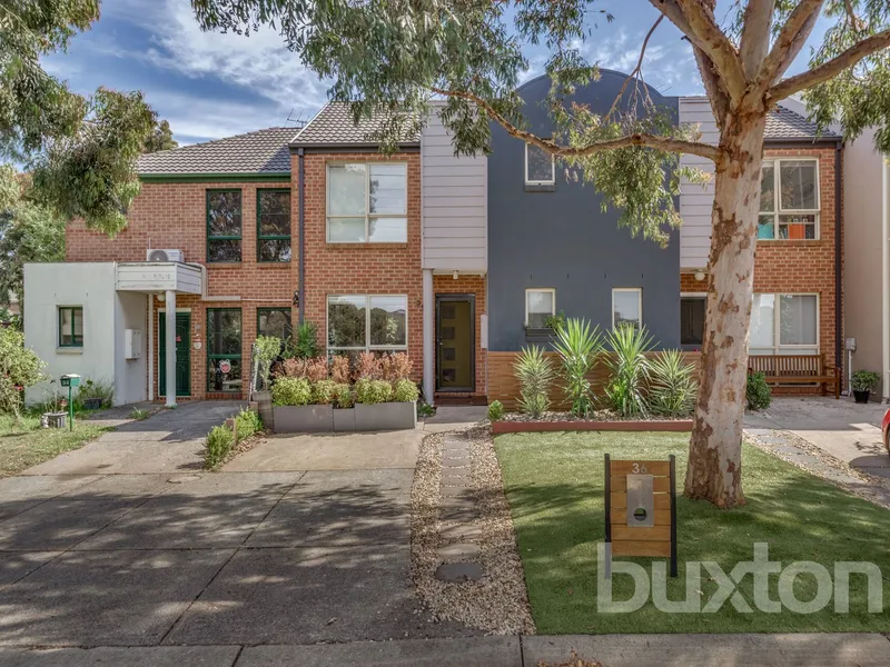 THREE BEDROOM TOWNHOUSE