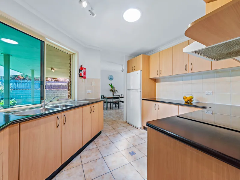 Low maintenance 3 Bedroom Cannonvale Home