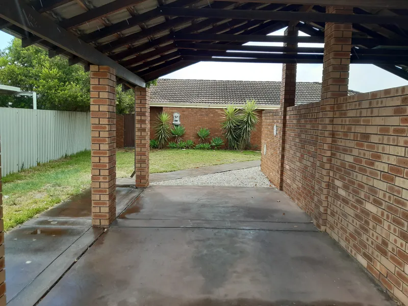 Hidden Gem Park Side Location