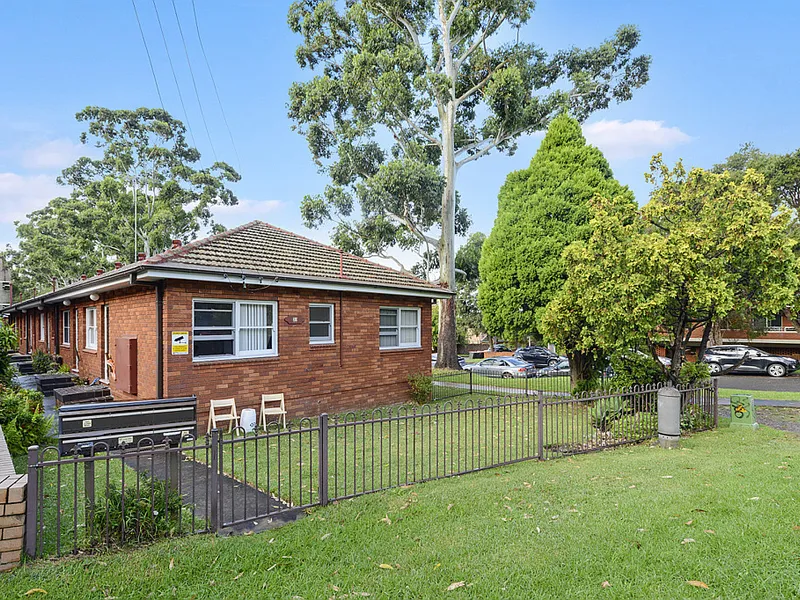 VILLA STYLE APARTMENT CLOSE TO EVERYTHING