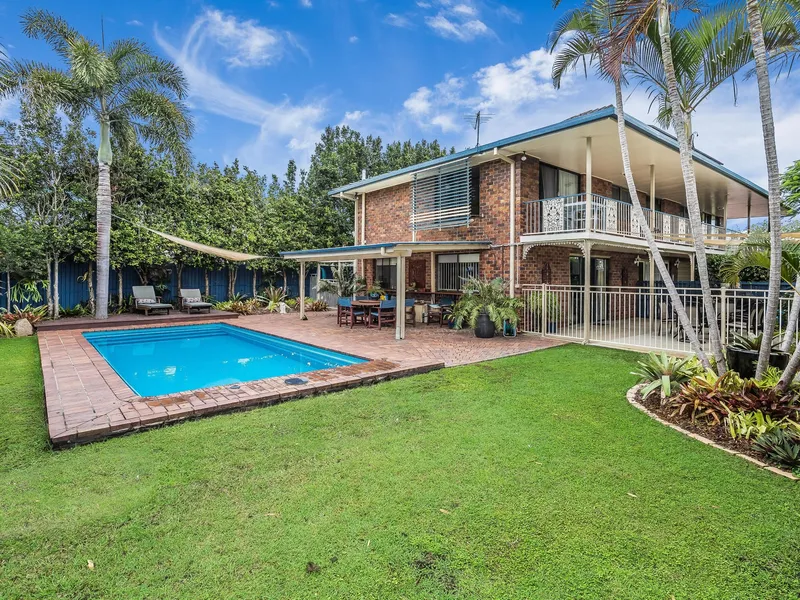 Dual Living Executive Property with pool