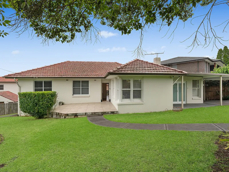 Spacious renovated family home on prime corner block