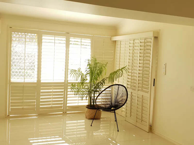 Furnished Independent & self contained $320 per week bills included