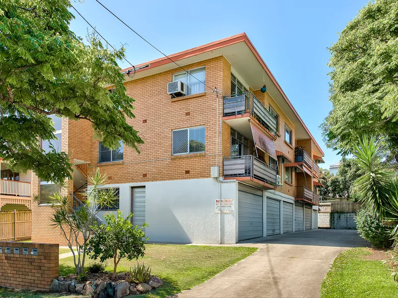 Spacious Unit in the Heart of Wilston