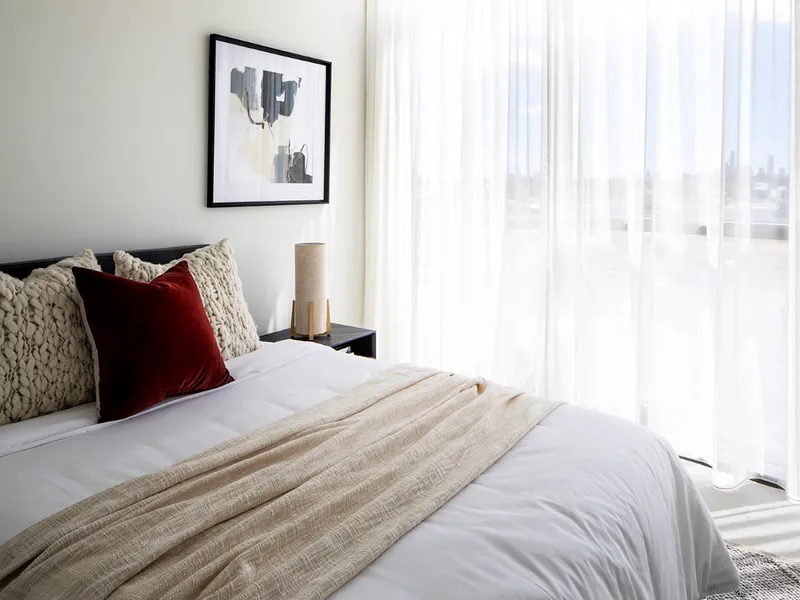 $830pw - Luxury Two Bedroom Apartment
