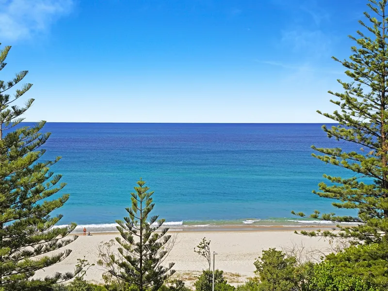 FULLY RENOVATED - OUTSTANDING BEACHFRONT VALUE!!