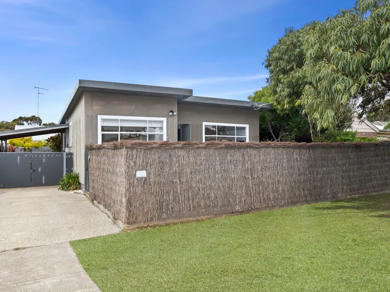 In the heart of Old Ocean Grove - walk to everything!