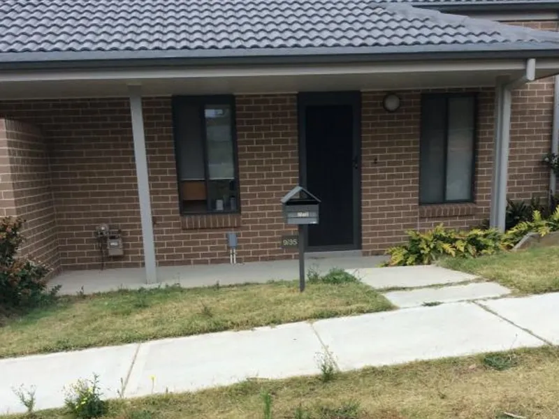 Great 3 Bedroom Villa in highly sought area available from 22 September