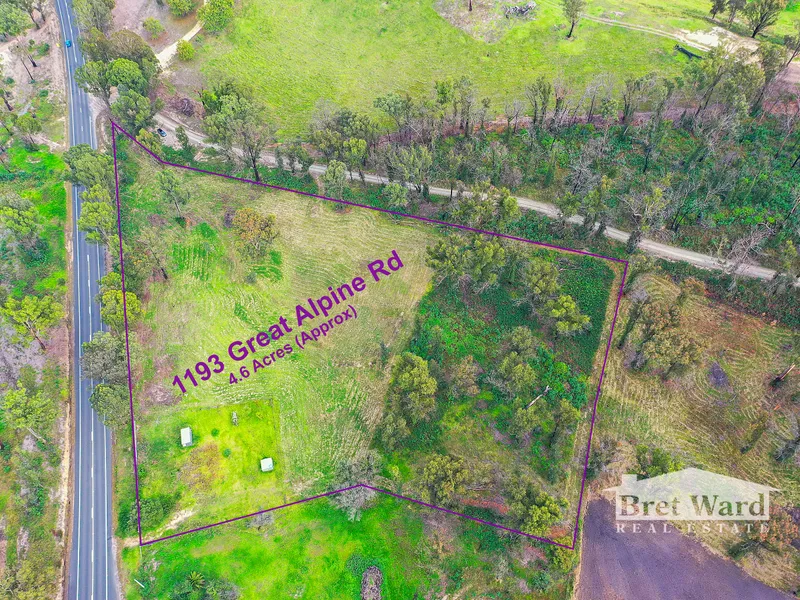 GORGEOUS 4.6 ACRE BLOCK