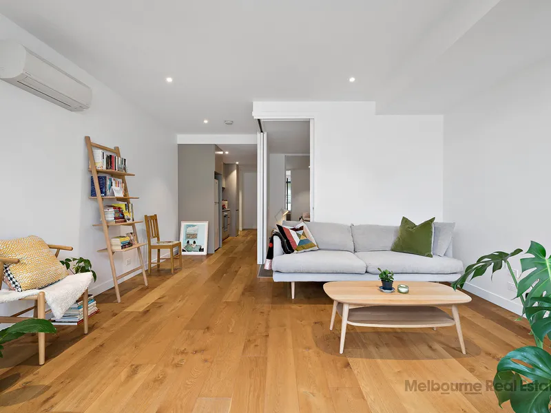 Low-maintenance Sanctuary Of Style & Low-maintenance Ease