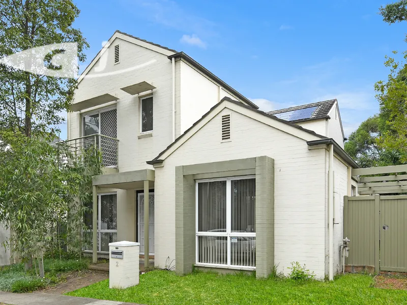 North facing free standing Lawson design / Sunny and bright