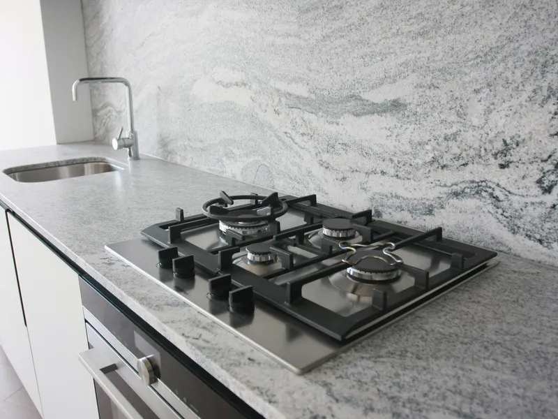 Luxury 2 bed 1 bath apartment in West Side Place