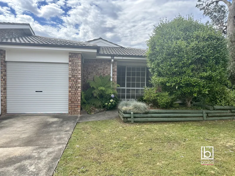 Fresh Villa Minutes from the Water