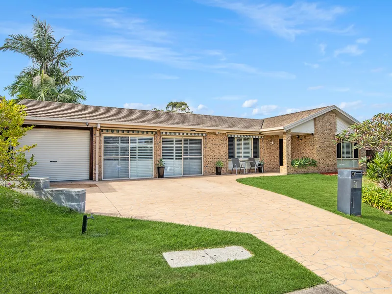 Single Level Home Designed with Entertaining in Mind