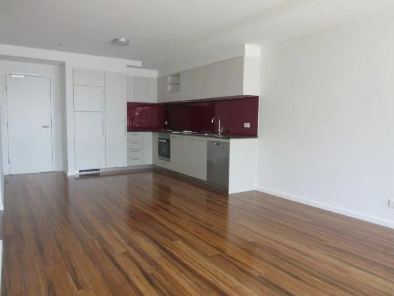 LARGE, STYLISH & FANTASTIC LOCATION
