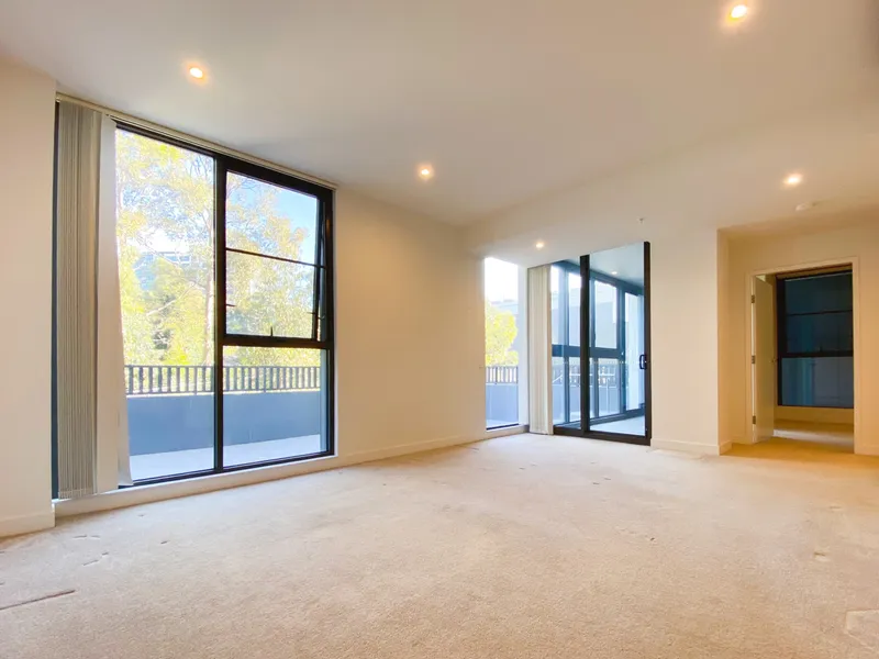 Stunning One Bedroom Apartment NOW LEASING!!!