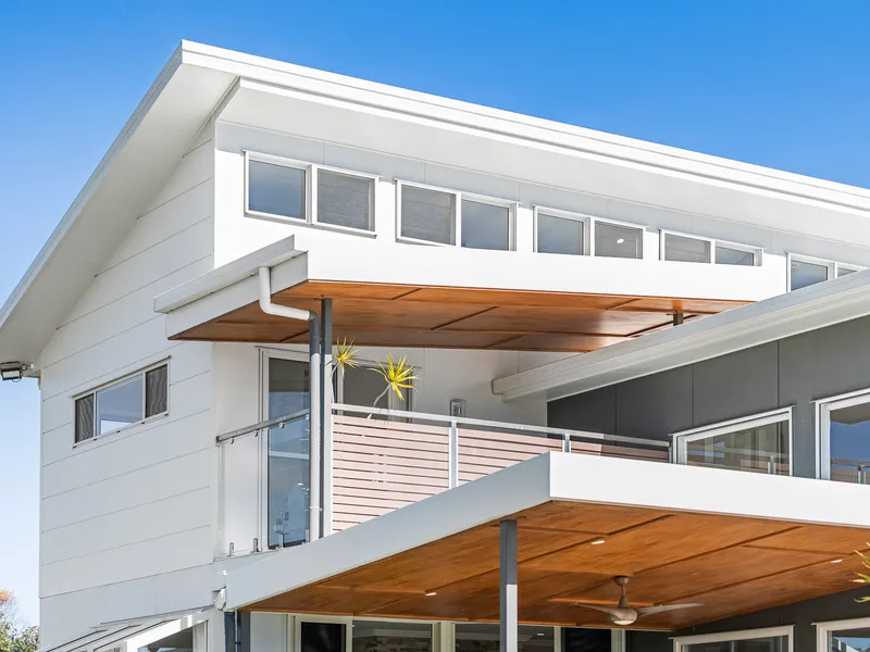 2 Titles - Option to sell 1 Title separately