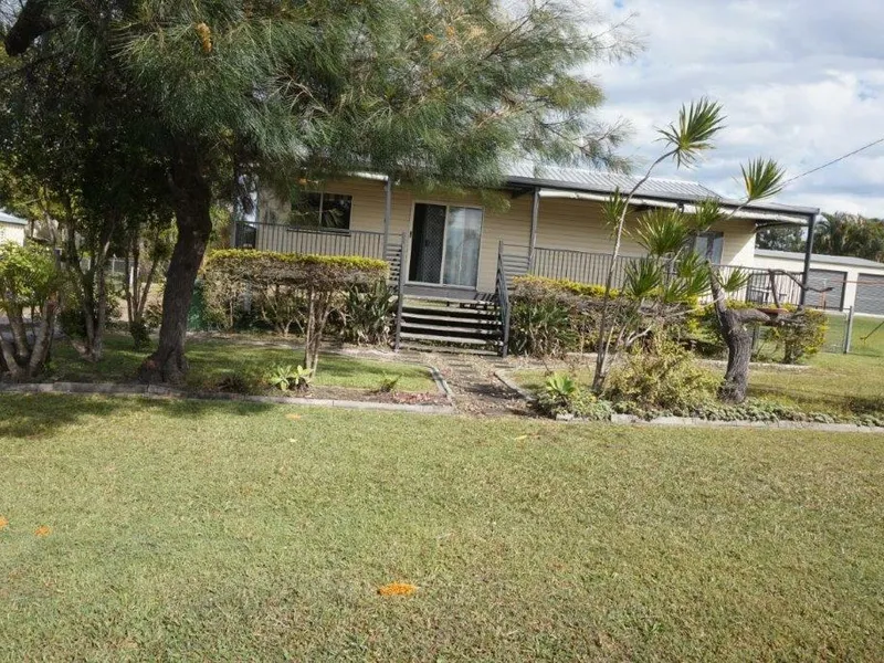PROPERTY FOR RENT WITH SHED AT COOLOOLA COVE