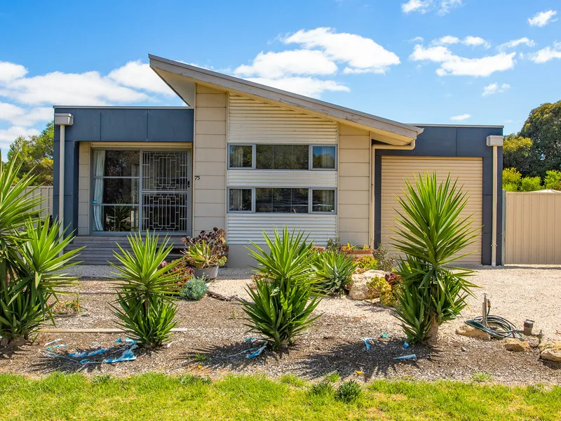 Stylish Home - Close To River!