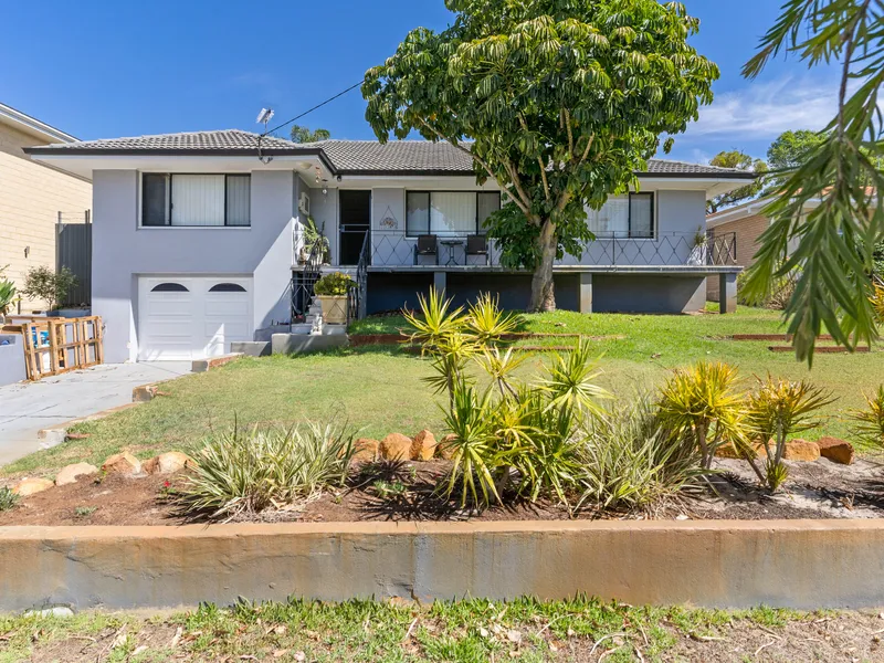 RENOVATED BEAUTY ON 1080sqm - Under Offer!