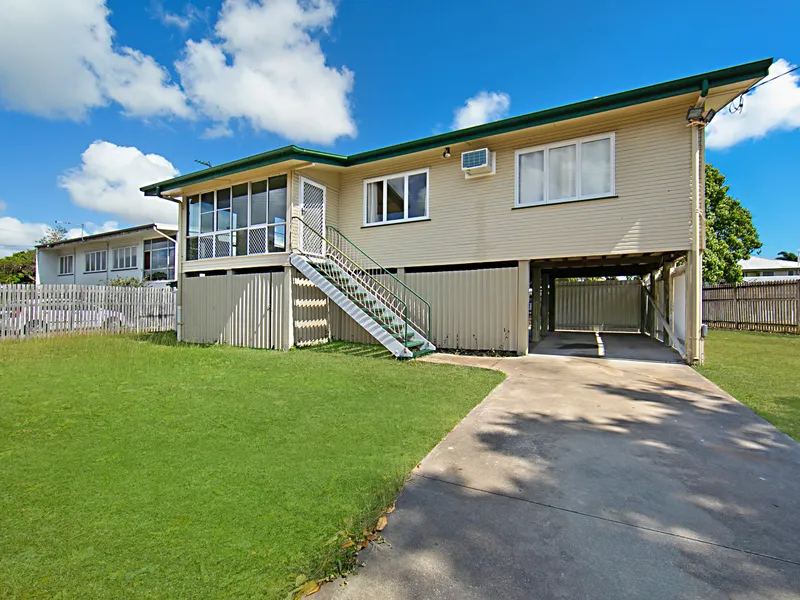 GREAT LOCATION - GREAT HIGH SET FAMILY HOME