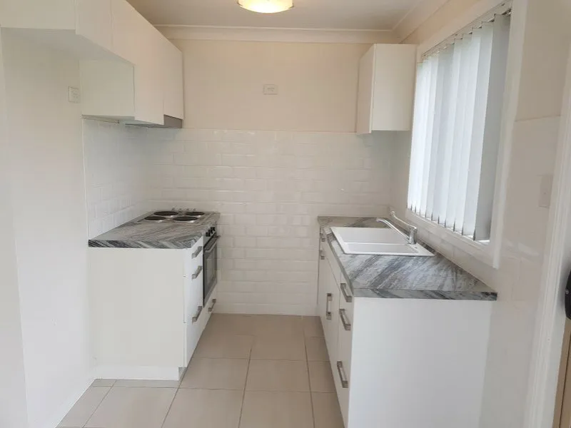 GRANNY FLAT IN WALKING DISTANCE TO BLACKTOWN STATION & HOSPITAL