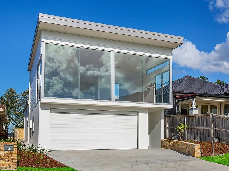 Contemporary spacious executive home