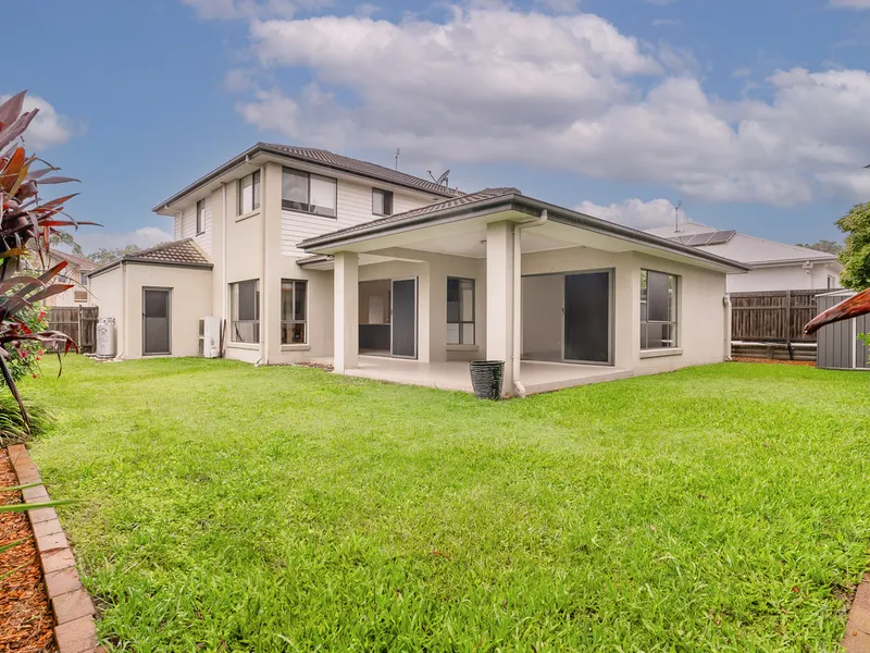 IMMACULATE LARGE FAMILY HOME WITH ROOM FOR POOL!