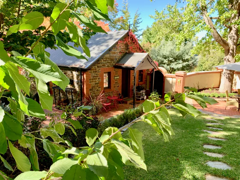 Cosy Studio in Private Oasis