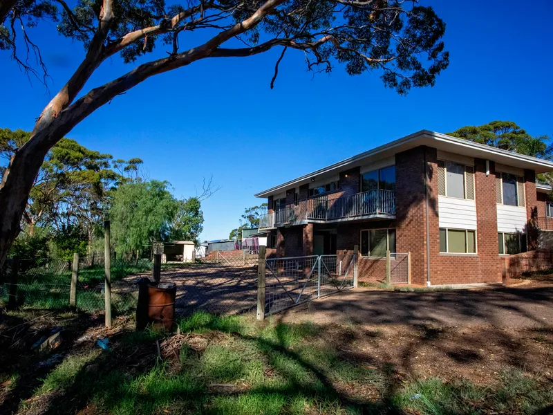 Ravensthorpe Townsite - First Time Ever On The Market!