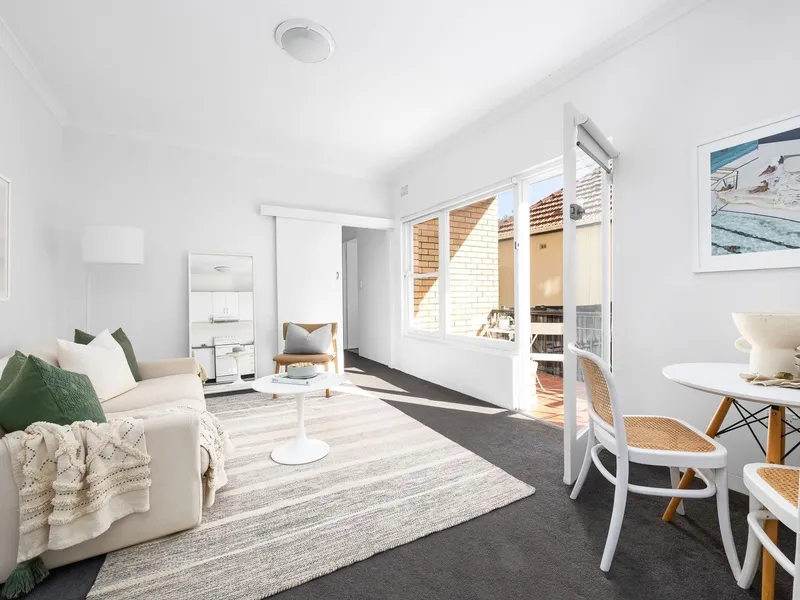 Spot On For Village Living, A Boutique Apartment With Parking In A Leafy Neighbourhood Precinct